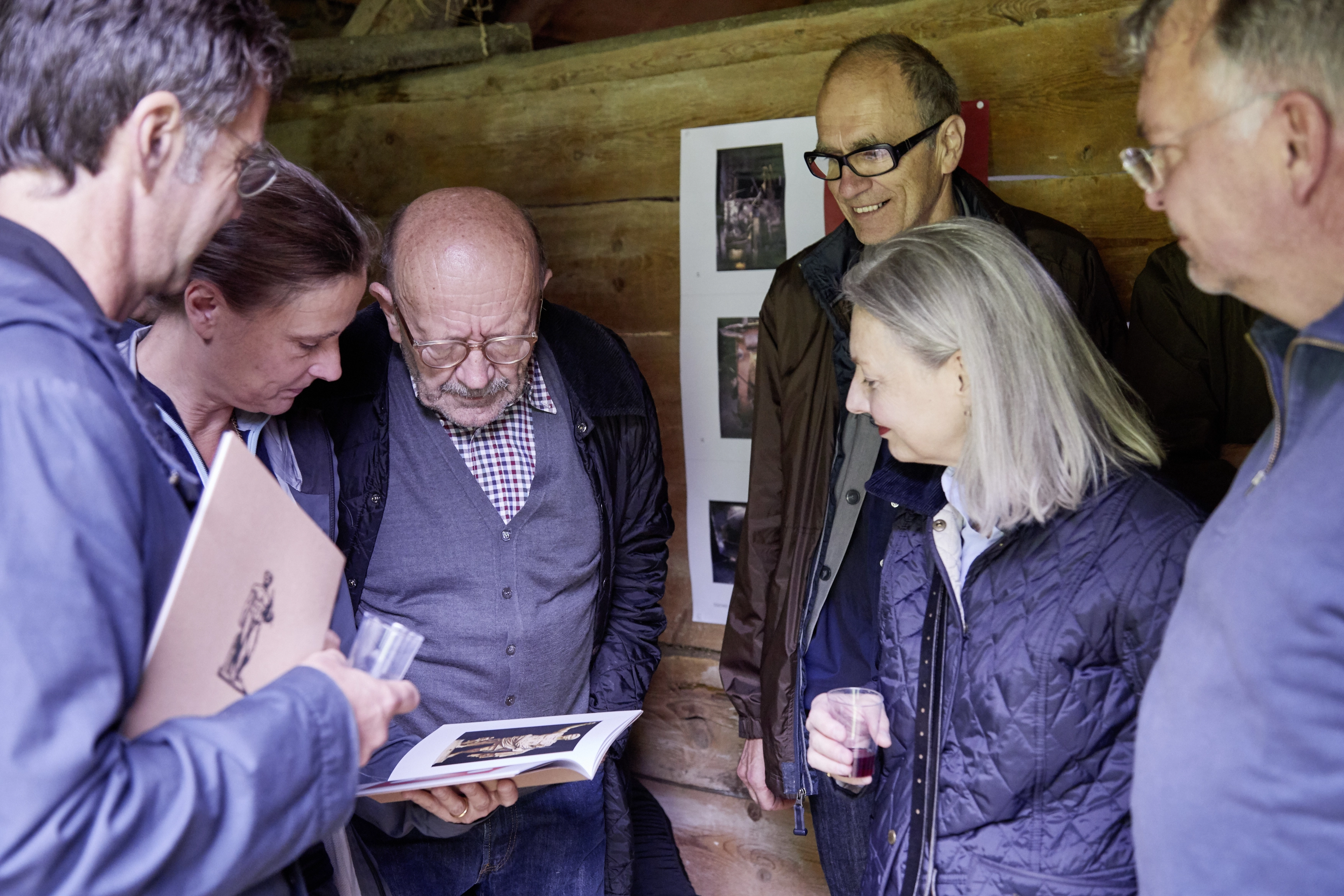 Vaclav Pozarek – quasi due buchi, 2017 – Foto: David Aebi