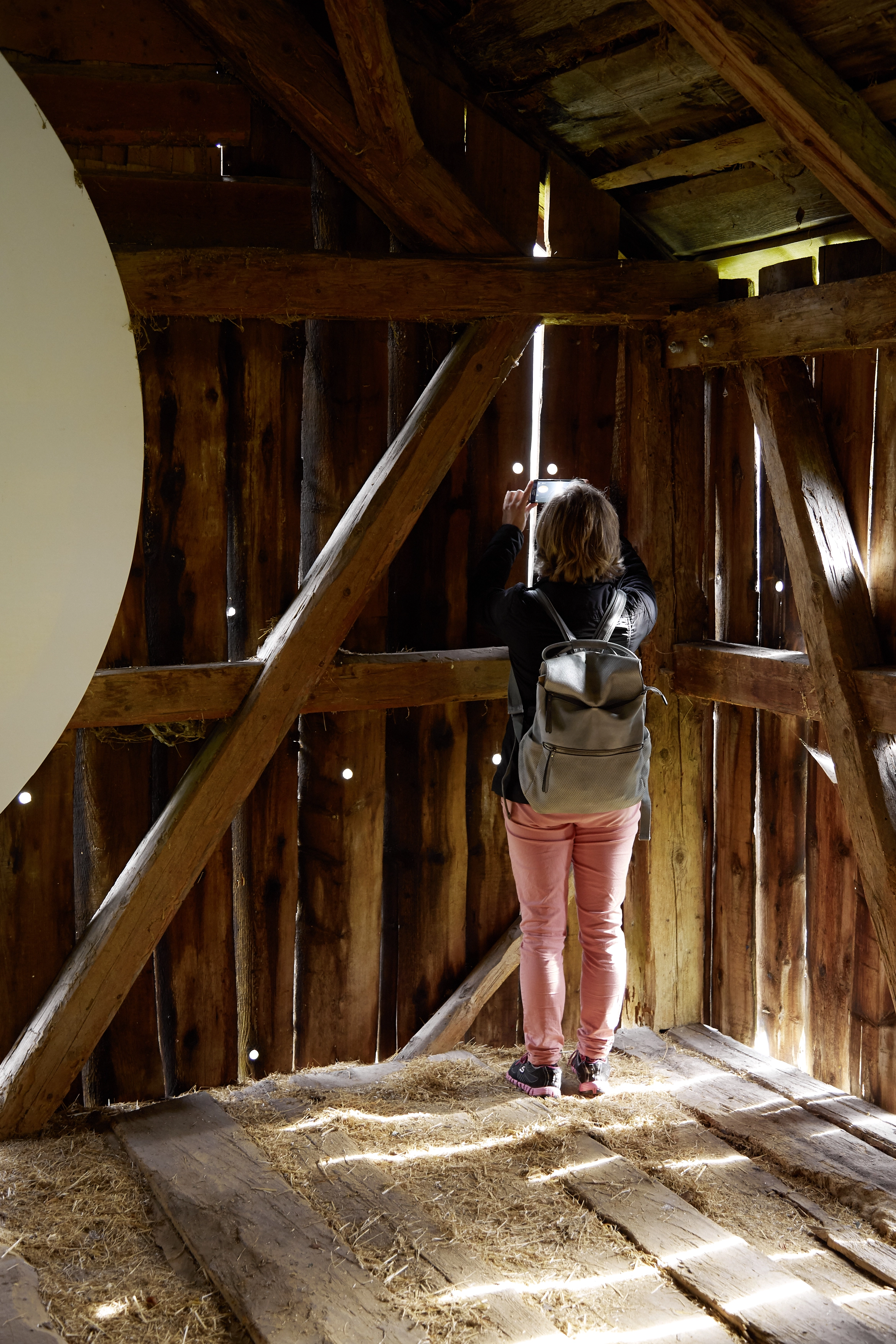 Vaclav Pozarek – quasi due buchi, 2017 – Foto: David Aebi